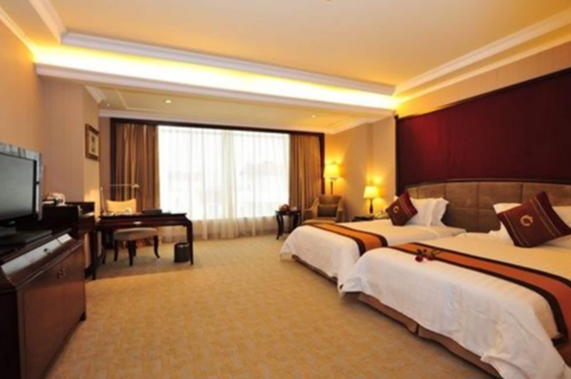 The Royal Marina Plaza Hotel Guangzhou Bagian luar foto