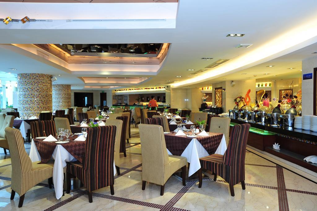 The Royal Marina Plaza Hotel Guangzhou Bagian luar foto
