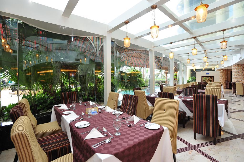 The Royal Marina Plaza Hotel Guangzhou Bagian luar foto